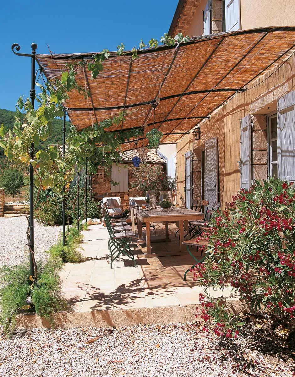 Attached pergola Solaire curved roof