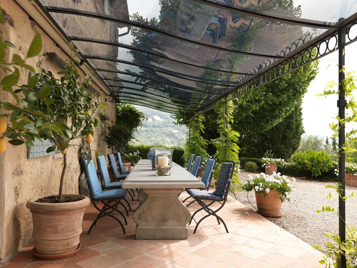 Pergola Tibisco adossée avec couverture en polycarbonate