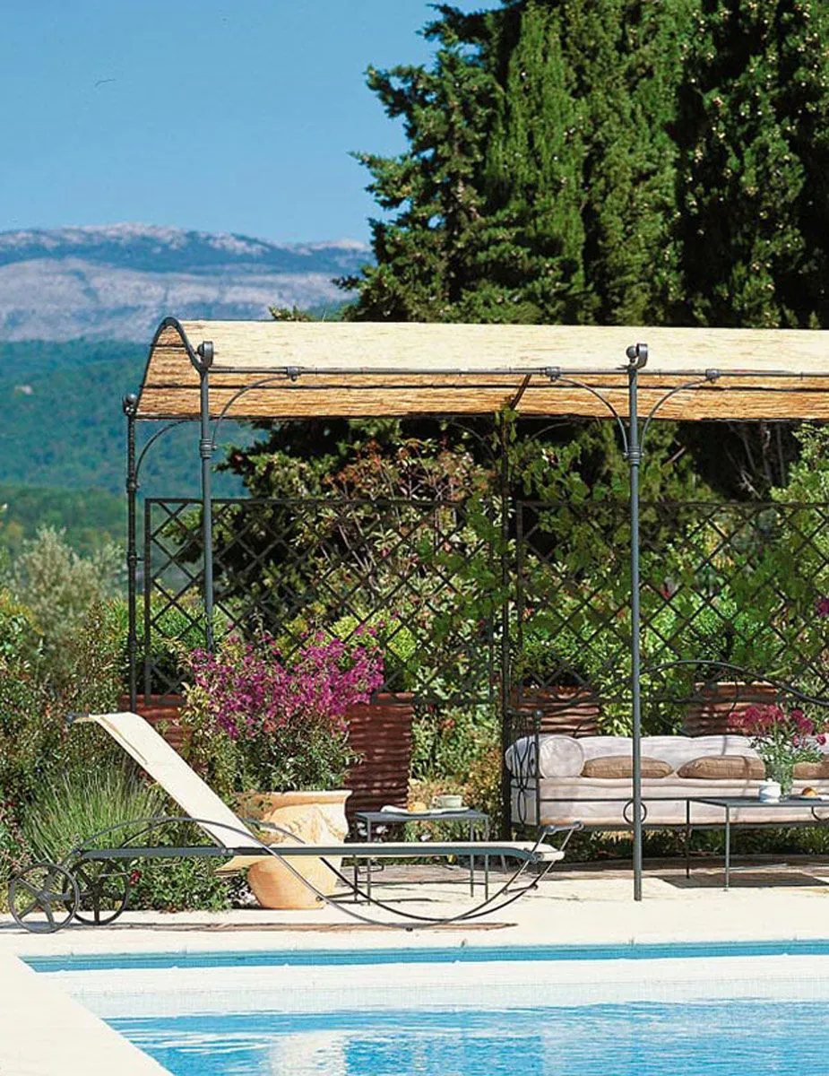Extension pergola Solaire autoportée courbée