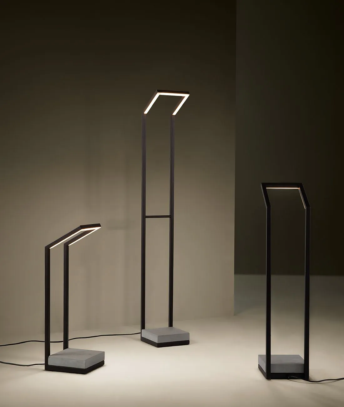 Tratto standing light H140