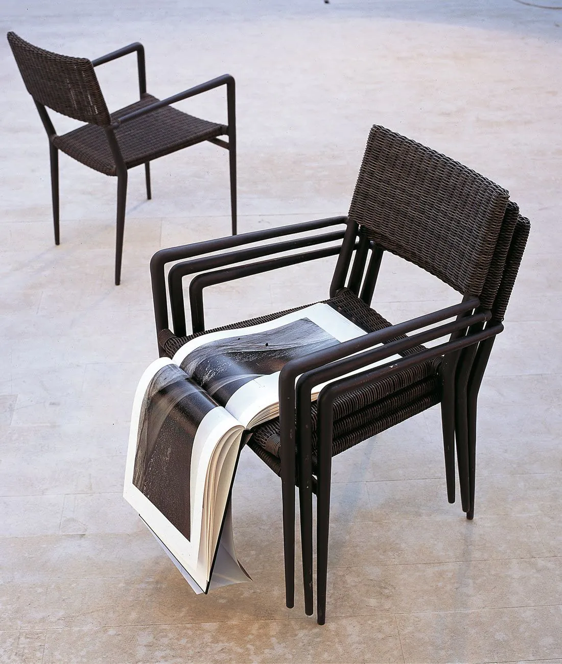 Poltroncina impilabile Experience in Waprolace
