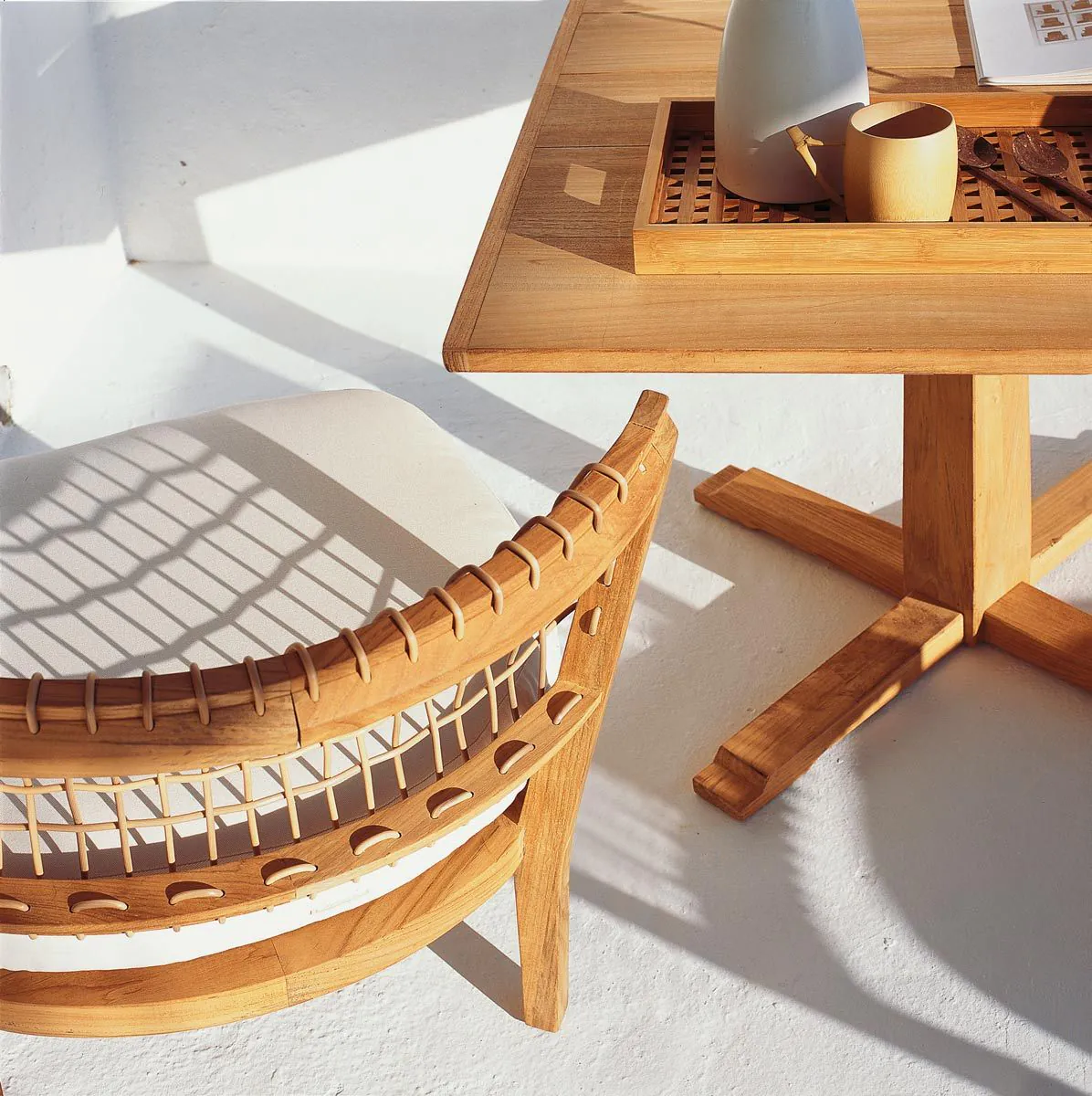 Sessel niedrig aus teakholz und Waprolace