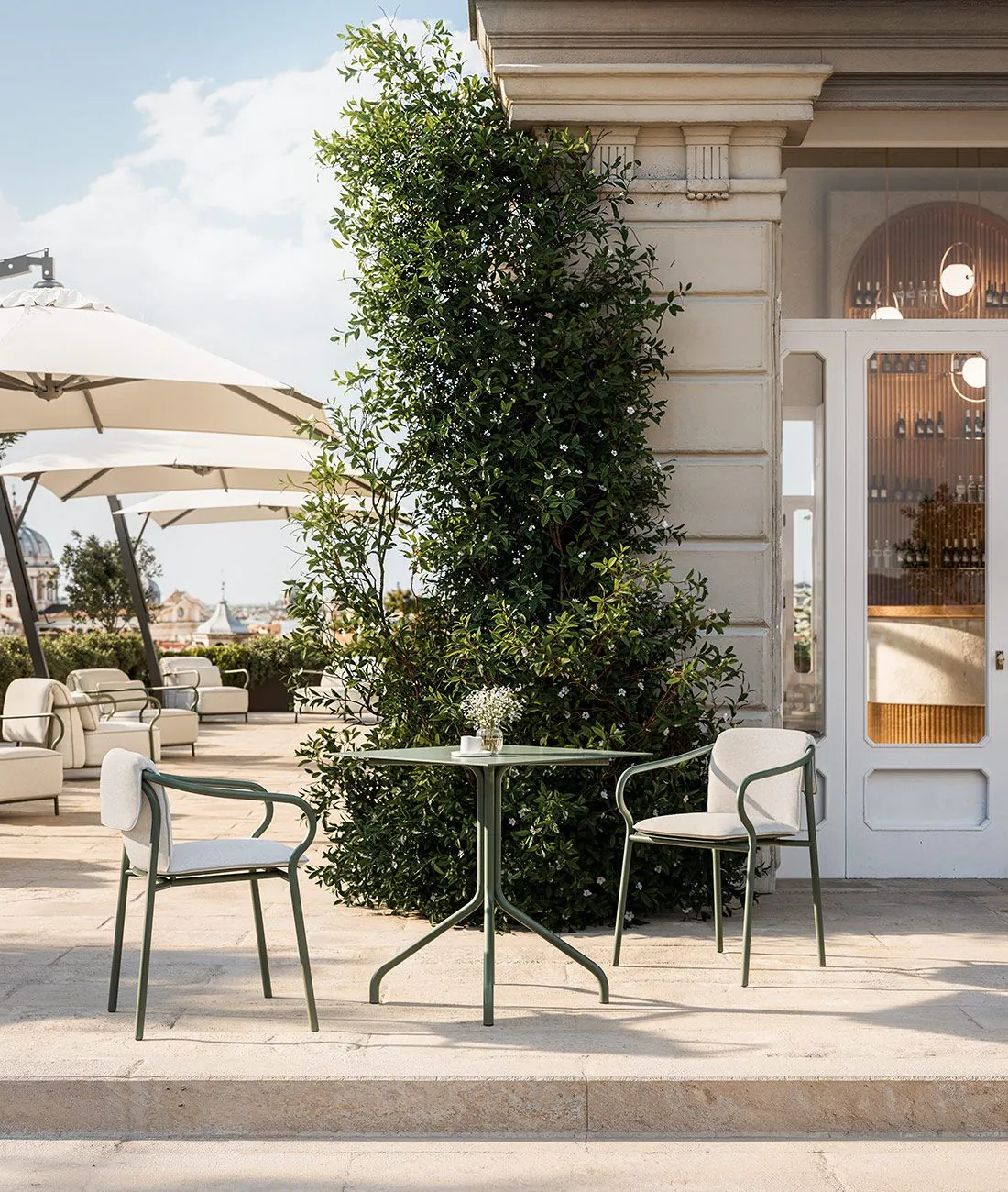 Chaise Salò sans coussins