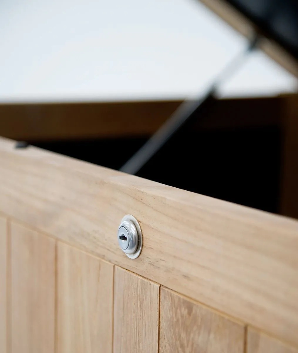 Chelsea teak wood trunk assembled