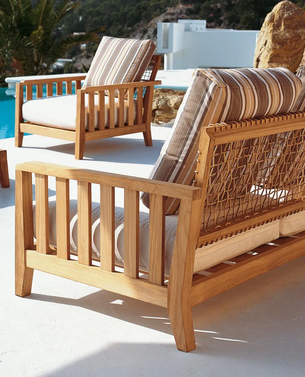 Sofa Synthesis in teak and WaProLace 210 cm