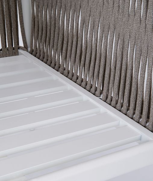 Luce Sofa in white with aluminium seat and rope backrest
