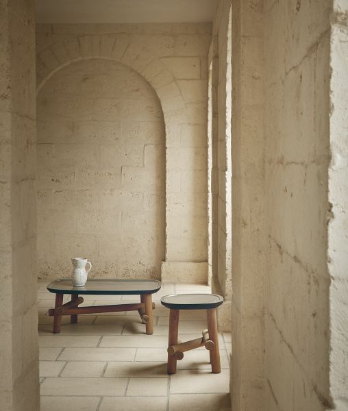 Symi beistelltisch aus teakholz und keramik mit stone-finish