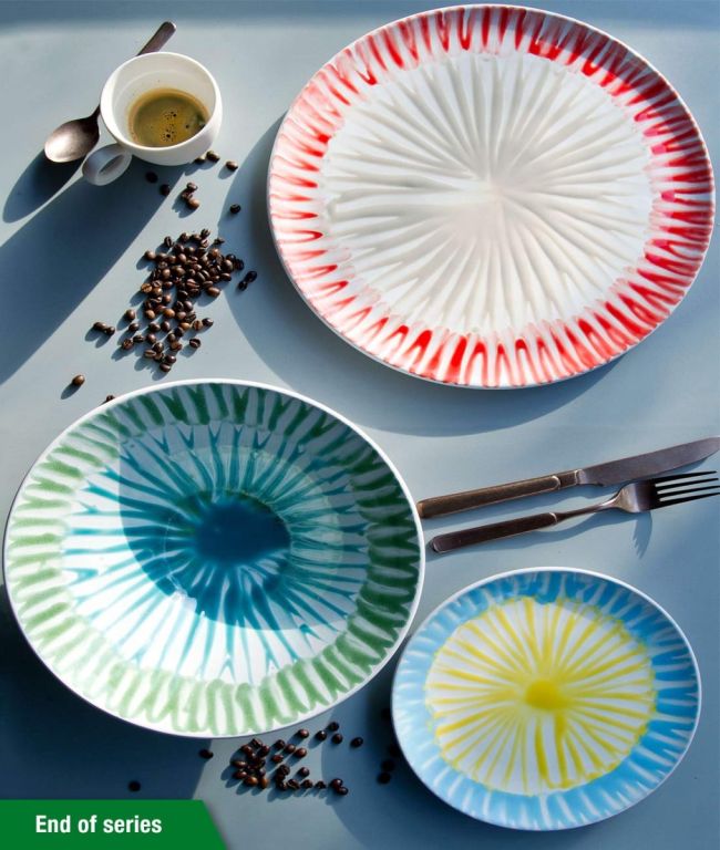 DEC3 - Set di tre piatti in ceramica 