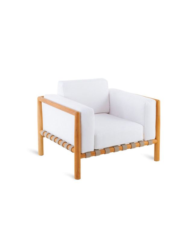 Pevero armchair in teak