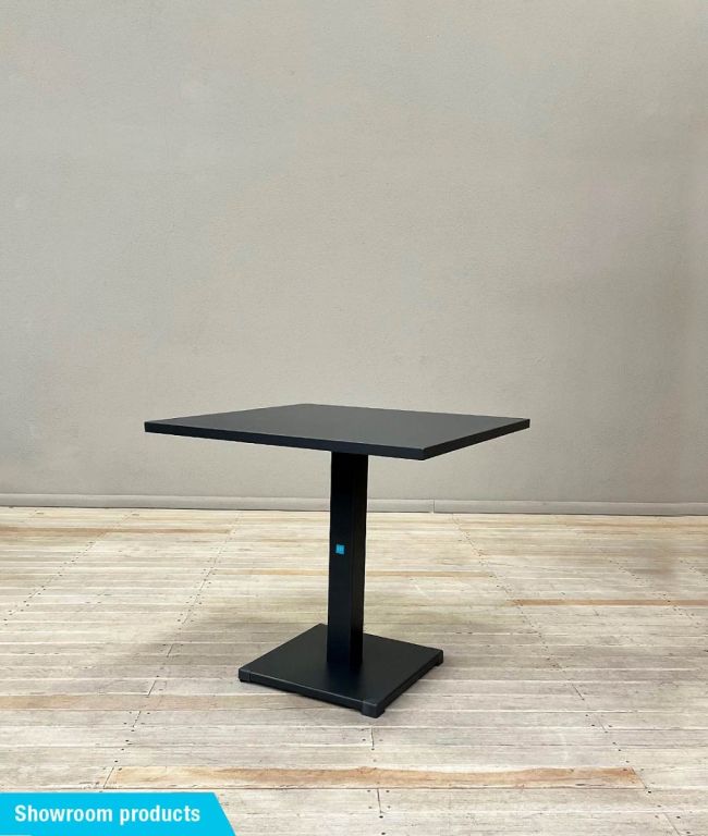 Tisch quadratisch Conrad in graphitgrau 80 x 80 cm