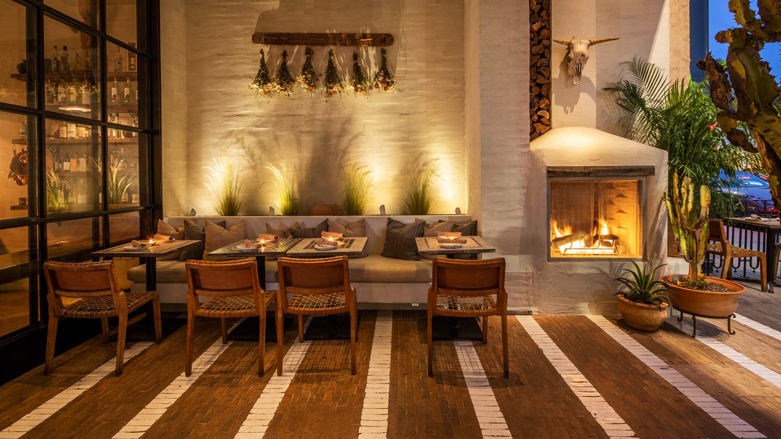 Mírame - Beverly Hills - California